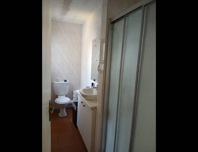 2 BEDROOM APARTMENT FOR SALE IN KEY WEST ESTATE